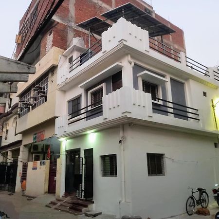 Srivastavas Home Allāhābād Junction Kültér fotó