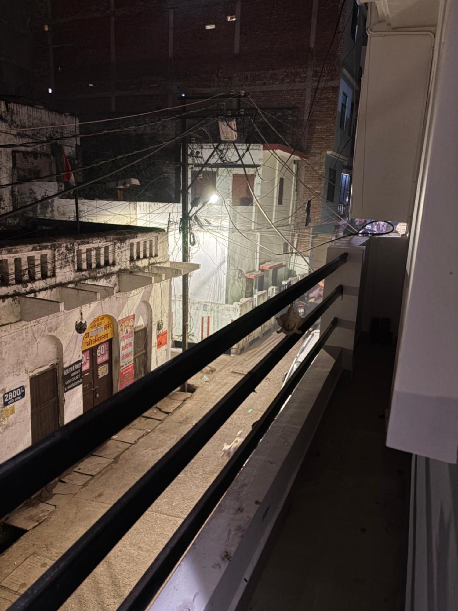 Srivastavas Home Allāhābād Junction Kültér fotó